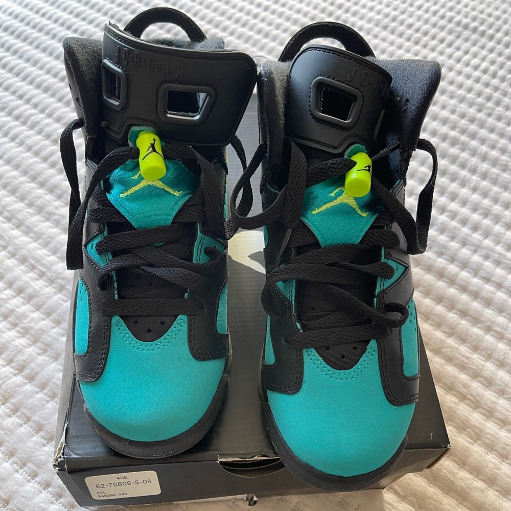 Air Jordan 6 Retro GG